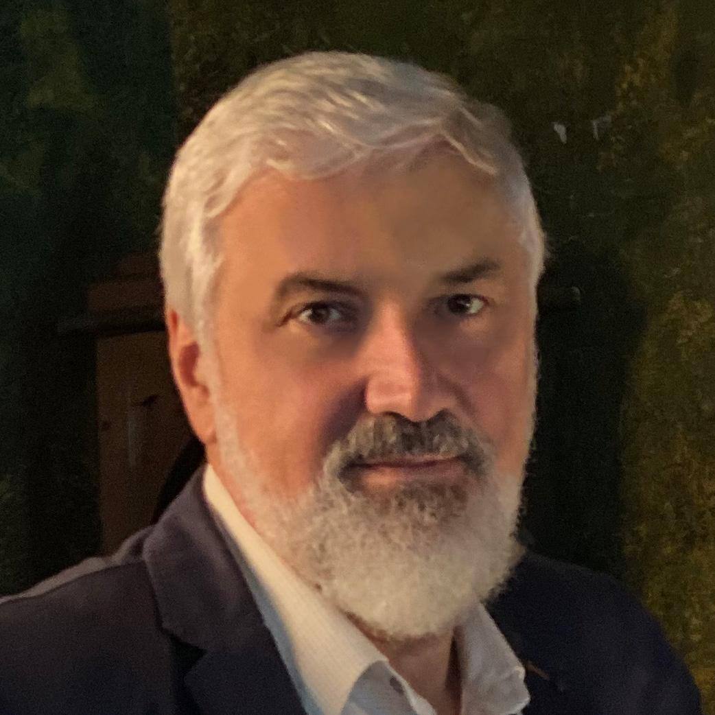 Александр Колесников